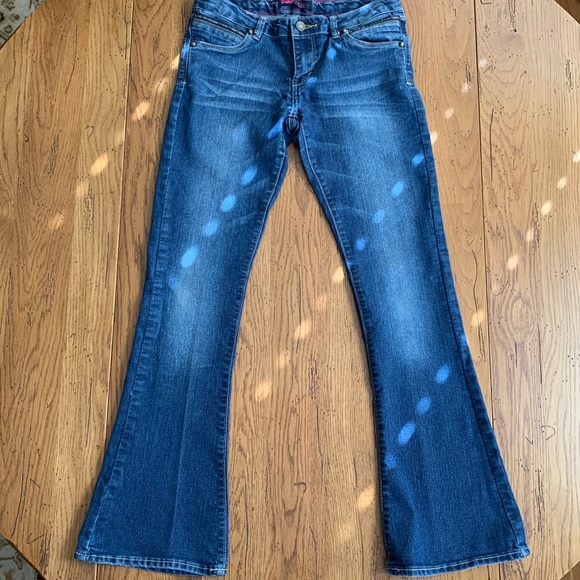 Levi's Other - 💕💕 Levi’s Tulip Flare Jeans